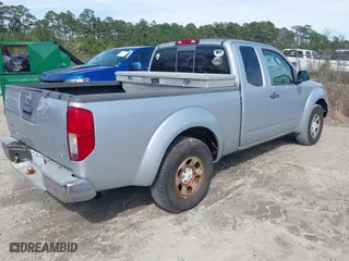 2007 Nissan Frontier XE with VIN 1N6BD06T17C411427, listed as a IAAI auction lot 41843472 with 223,339 mi miles. Bid and sale history available at carsss.com. Image 4.