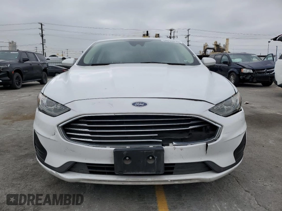 2019 Ford Fusion SE with VIN 3FA6P0LU5KR137836, listed as a Copart auction lot 56039075 with 54,029 mi miles and Clean Title. Bid and sale history available at DreamBid. Image 5.