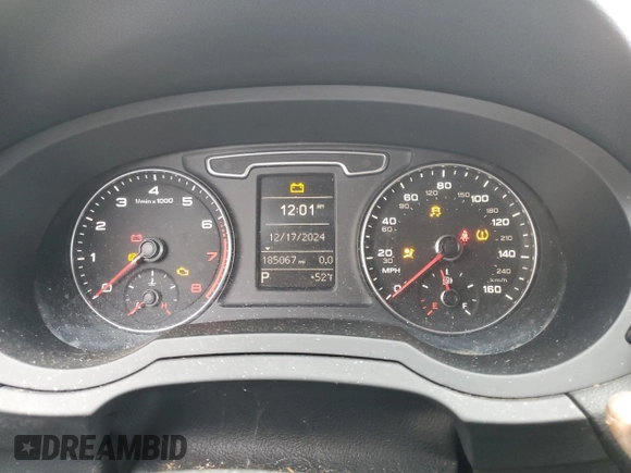 2015 Audi Q3 Premium Plus z VIN WA1BFCFSXFR011071, wystawiony jako Copart lot #85310414 z przebiegiem 185 067 mil mil oraz Czysty tytuł • Clean title. Historia ofert i sprzedaży dostępna na DreamBid. Obrazek 9.