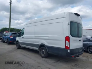 2021 Ford Transit Cargo z VIN 1FTBR3X80MKA03860, wystawiony jako IAAI lot #42102090 z przebiegiem 41 490 mil mil oraz . Historia ofert i sprzedaży dostępna na DreamBid. Obrazek 14.