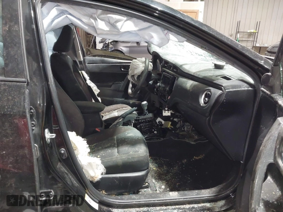 2019 Toyota Corolla L z VIN 5YFBURHE1KP940527, wystawiony jako IAAI lot #42120597 z przebiegiem 93 180 mil mil oraz . Historia ofert i sprzedaży dostępna na DreamBid. Obrazek 5.