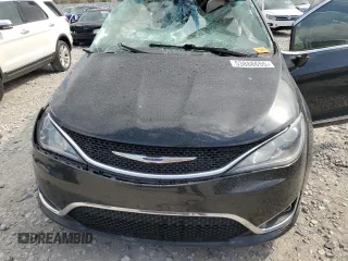 2020 Chrysler Pacifica Limited z VIN 2C4RC1GG0LR130605, wystawiony jako Copart lot #53888655 z przebiegiem Nie podano mil oraz Nie do naprawy • Non repairable. Historia ofert i sprzedaży dostępna na DreamBid. Obrazek 12.