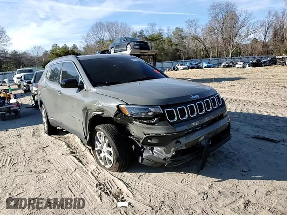 2024 Jeep Compass Latitude Lux with VIN 3C4NJDFN8RT599968, listed as a Copart auction lot 47400875 with 13,593 mi miles and Salvage title. Bid and sale history available at DreamBid. Image 11.