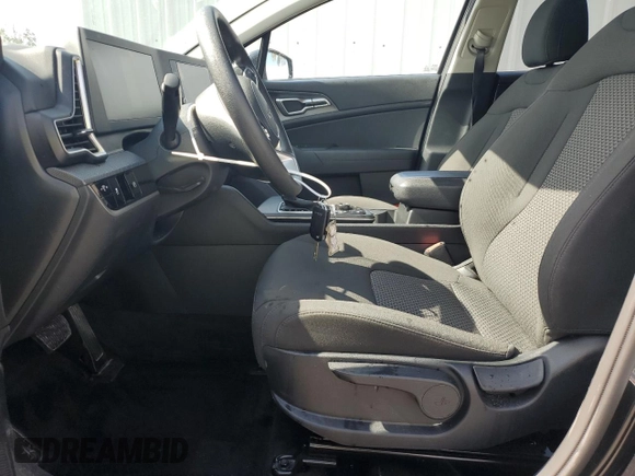 2024 Kia Sportage LX with VIN KNDPU3DF5R7291652, listed as a Copart auction lot 54886245 with 27,086 mi miles and Clean Title. Bid and sale history available at DreamBid. Image 7.