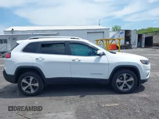 2019 Jeep Cherokee Limited z VIN 1C4PJMDX2KD239071, wystawiony jako IAAI lot #42244315 z przebiegiem 99 135 mil mil oraz . Historia ofert i sprzedaży dostępna na DreamBid. Obrazek 13.