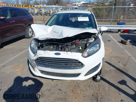 2019 Ford Fiesta SE with VIN 3FADP4EJ2KM131071, listed as a IAAI auction lot 41708252 with 95,792 mi miles. Bid and sale history available at carsss.com. Image 6.