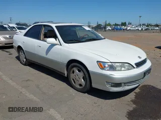 2000 Lexus ES 300 with VIN JT8BF28GXY5100186, listed as a IAAI auction lot 42578839 with 167,234 mi miles and . Bid and sale history available at DreamBid. Image 1.