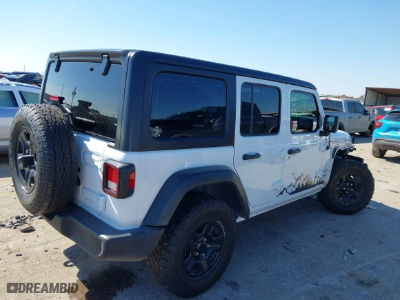 2018 Jeep Wrangler Unlimited Sport S with VIN 1C4HJXDG0JW140869, listed as a IAAI auction lot 41623256 with 112,197 mi miles. Bid and sale history available at carsss.com. Image 4.