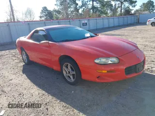 1999 Chevrolet Camaro z VIN 2G1FP22K7X2108438, wystawiony jako IAAI lot #41812012 z przebiegiem 128 549 mil mil oraz . Historia ofert i sprzedaży dostępna na DreamBid. Obrazek 1.