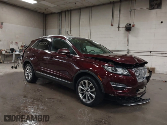 2019 Lincoln MKC Select z VIN 5LMCJ2D95KUL07473, wystawiony jako IAAI lot #42052830 z przebiegiem 70 553 mil mil oraz . Historia ofert i sprzedaży dostępna na DreamBid. Obrazek 1.