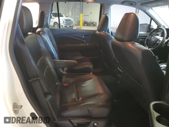 2017 Honda Pilot Elite with VIN 5FNYF6H08HB005758, listed as a Copart auction lot 53655725 with 124,218 mi miles and Salvage Title. Bid and sale history available at DreamBid. Image 11.