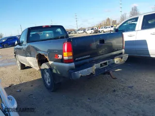 2000 Chevrolet Silverado 1500 LS with VIN 1GCEK14T2YE294302, listed as a IAAI auction lot 41780399 with 227,806 mi miles. Bid and sale history available at carsss.com. Image 3.