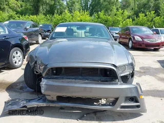 2014 Ford Mustang V6 с VIN 1ZVBP8AM5E5288545, выставлен на аукционе IAAI как лот 42494613 с пробегом 80 897 миль миль и . История ставок и продаж доступна на DreamBid. Изображение 13.