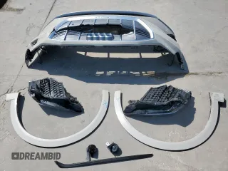 2022 Audi e-tron Premium z VIN WA1AAAGEXNB023977, wystawiony jako Copart lot #53498145 z przebiegiem 28 494 mil mil oraz Szkody całkowita. Historia ofert i sprzedaży dostępna na DreamBid. Obrazek 13.