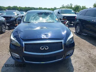2019 Infiniti Q70 Luxe с VIN JN1BY1PR9KM725249, выставлен на аукционе IAAI как лот 42541363 с пробегом 40 201 миль миль и . История ставок и продаж доступна на DreamBid. Изображение 12.