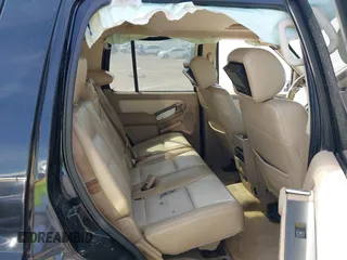 2010 Ford Explorer XLT with VIN 1FMEU6DE9AUA38321, listed as a IAAI auction lot 41817817 with 204,623 mi miles. Bid and sale history available at carsss.com. Image 8.