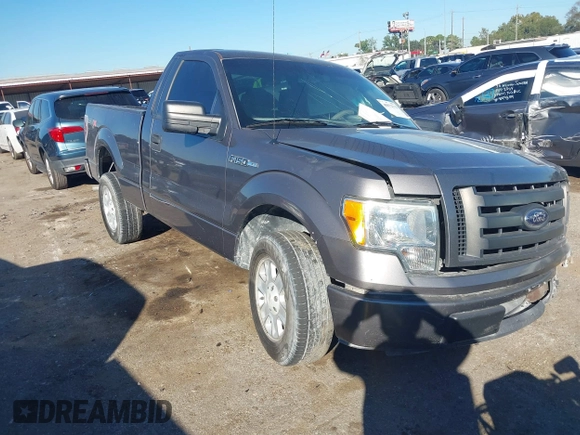 2012 Ford F-150 XL with VIN 1FTMF1CM6CKE05101, listed as a IAAI auction lot 40872533 with 83,706 mi miles. Bid and sale history available at carsss.com. Image 1.