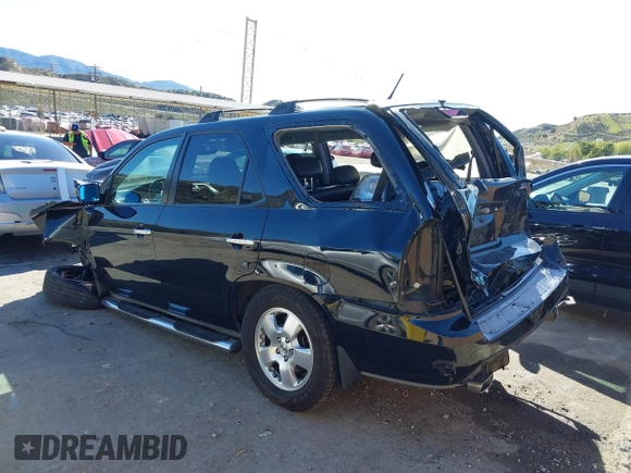 2004 Acura MDX with VIN 2HNYD18204H533089, listed as a IAAI auction lot 41818687 with 1 mi miles. Bid and sale history available at carsss.com. Image 3.
