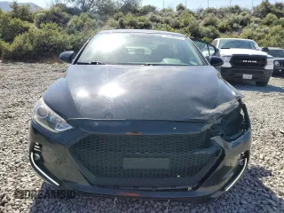 2017 Hyundai Elantra SE with VIN KMHD74LF0HU422144, listed as a Copart auction lot 58440525 with 71,691 mi miles and Salvage title. Bid and sale history available at DreamBid. Image 5.