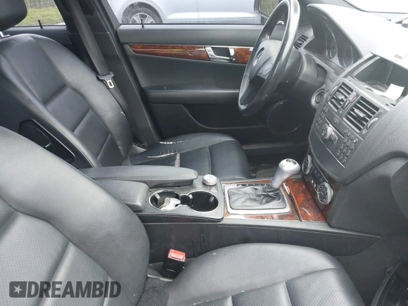 2009 Mercedes-Benz C 300 Sport with VIN WDDGF54XX9R060030, listed as a IAAI auction lot 42450340 with 192,718 mi miles and . Bid and sale history available at DreamBid. Image 5.