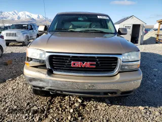 2000 GMC Yukon SLT with VIN 1GKEK13T9YJ103178, listed as a Copart auction lot 87909165 with 248,795 mi miles and Salvage Title. Bid and sale history available at carsss.com. Image 5.
