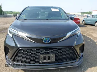 2022 Toyota Sienna XSE with VIN 5TDDRKEC8NS079069, listed as a IAAI auction lot 42231512 with 121,494 mi miles and . Bid and sale history available at DreamBid. Image 12.