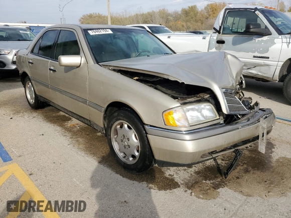 1997 Mercedes-Benz C z VIN WDBHA23EXVF601373, wystawiony jako Copart lot #78402194 z przebiegiem 187 821 mil mil oraz Szkoda całkowita • Salvage title. Historia ofert i sprzedaży dostępna na DreamBid. Obrazek 4.