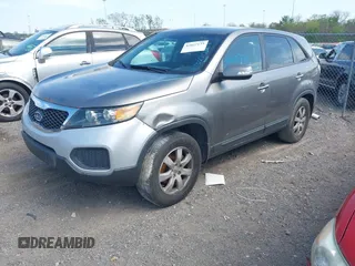 2012 Kia Sorento LX with VIN 5XYKT4A19CG236143, listed as a IAAI auction lot 42027173 with 177,148 mi miles. Bid and sale history available at carsss.com. Image 2.