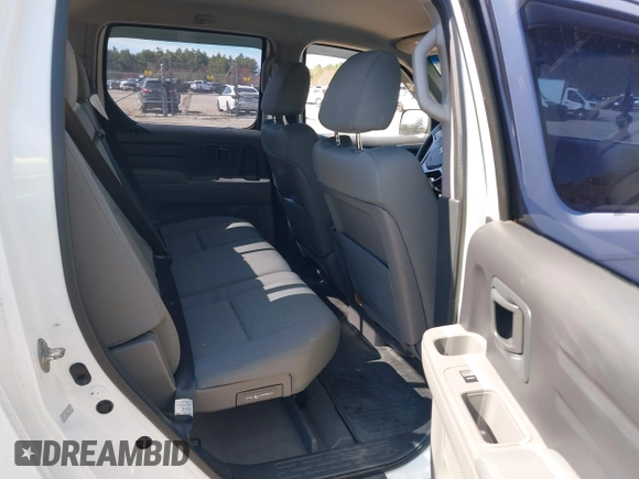 2009 Honda Ridgeline RT with VIN 5FPYK16269B109807, listed as a IAAI auction lot 42056354 with Not Provided miles. Bid and sale history available at carsss.com. Image 8.