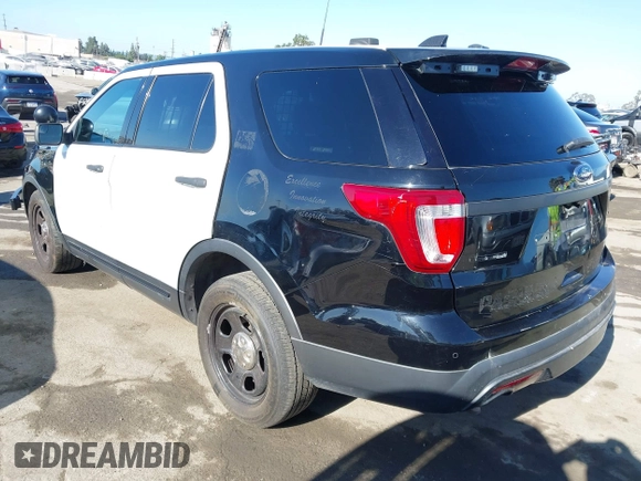 2017 Ford Police Interceptor Utility с VIN 1FM5K8ARXHGC34771, выставлен на аукционе IAAI как лот 42629582 с пробегом Не указан миль и . История ставок и продаж доступна на DreamBid. Изображение 3.
