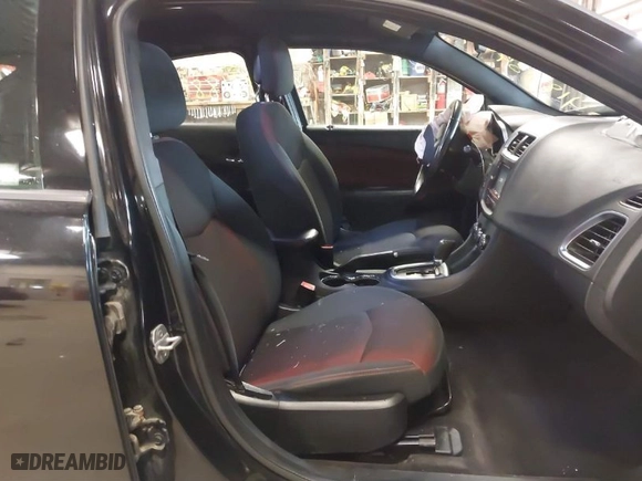 2011 Dodge Avenger Heat with VIN 1B3BD1FG6BN543920, listed as a IAAI auction lot 41883447 with 133,481 mi miles. Bid and sale history available at carsss.com. Image 5.