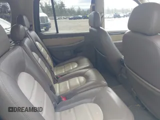 2003 Ford Explorer z VIN 1FMDU84W93ZB14786, wystawiony jako IAAI lot #42045157 z przebiegiem 128 533 mil mil oraz . Historia ofert i sprzedaży dostępna na DreamBid. Obrazek 8.