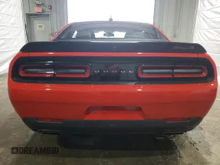 2022 Dodge Challenger R/T Scat Pack z VIN 2C3CDZFJ2NH200245, wystawiony jako Copart lot #51893385 z przebiegiem 3 407 mil mil oraz Szkoda całkowita • Salvage title. Historia ofert i sprzedaży dostępna na DreamBid. Obrazek 6.