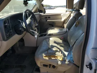 2002 GMC Yukon SLT with VIN 1GKEC13Z32R325662, listed as a Copart auction lot 76667074 with 0 mi miles and Salvage Title. Bid and sale history available at carsss.com. Image 7.