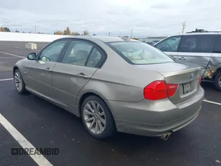 2011 BMW 3 Series 328i with VIN WBAPH5C57BA443932, listed as a IAAI auction lot 40832127 with 206,426 mi miles and . Bid and sale history available at carsss.com. Image 3.
