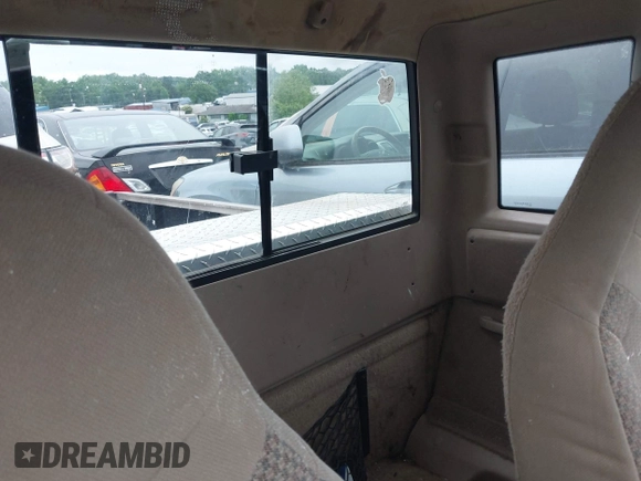 1998 Ford Ranger XL with VIN 1FTYR14UXWTA00557, listed as a IAAI auction lot 42121842 with 152,365 mi miles and . Bid and sale history available at DreamBid. Image 8.