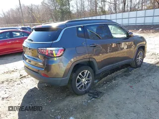 2020 Jeep Compass Latitude with VIN 3C4NJCBB4LT177001, listed as a IAAI auction lot 41210982 with 77,764 mi miles and . Bid and sale history available at DreamBid. Image 4.