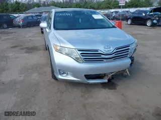 2010 Toyota Venza with VIN 4T3BA3BB9AU015776, listed as a IAAI auction lot 42053863 with 208,842 mi miles. Bid and sale history available at carsss.com. Image 1.