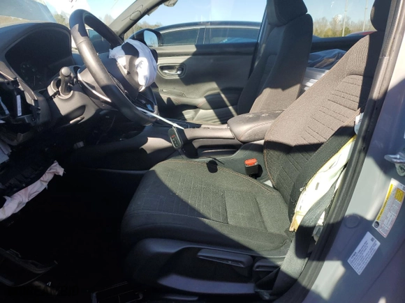 2024 Honda HR-V Sport with VIN 3CZRZ1H50RM705078, listed as a Copart auction lot 85379754 with 39,345 mi miles and Salvage Title. Bid and sale history available at carsss.com. Image 7.