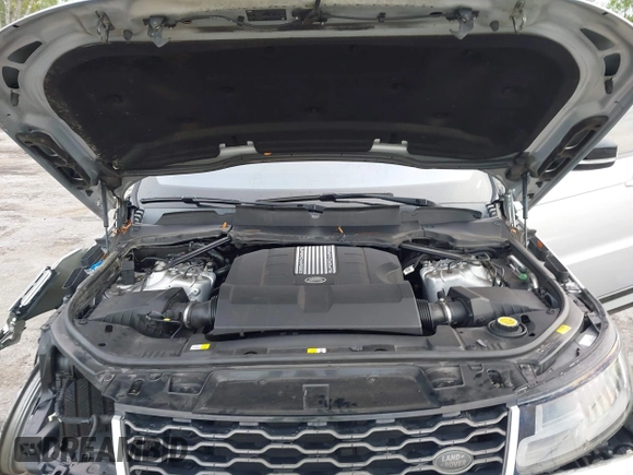 2018 Land Rover Range Rover Sport HSE with VIN SALWR2RV3JA699901, listed as a IAAI auction lot 42382853 with 88,580 mi miles and . Bid and sale history available at DreamBid. Image 10.