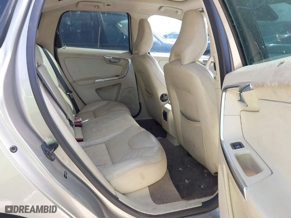 2012 Volvo XC60 3.2L with VIN YV4952DZ5C2288519, listed as a IAAI auction lot 41868577 with 120,601 mi miles. Bid and sale history available at carsss.com. Image 8.