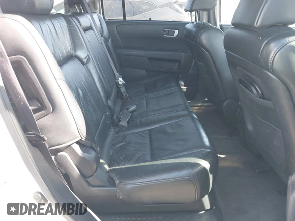 2011 Honda Pilot Touring with VIN 5FNYF4H97BB067954, listed as a IAAI auction lot 41832617 with 141,141 mi miles. Bid and sale history available at carsss.com. Image 8.