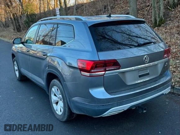 2018 Volkswagen Atlas Launch Edition с VIN 1V2HR2CA4JC512982, выставлен на аукционе Copart как лот 85989294 с пробегом 102 378 миль миль и Чистый • Clean title. История ставок и продаж доступна на DreamBid. Изображение 3.