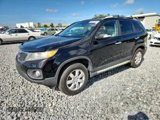 2011 Kia Sorento LX z VIN 5XYKT3A12BG184119, wystawiony jako Copart lot #60678945 z przebiegiem Nie podano mil oraz Czysty tytuł • Clean title. Historia ofert i sprzedaży dostępna na DreamBid. Obrazek 1.