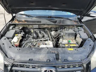 2010 Toyota RAV4 Sport z VIN JTMRK4DV8A5096558, wystawiony jako Copart lot #52079905 z przebiegiem 122 448 mil mil oraz Czysty tytuł • Clean title. Historia ofert i sprzedaży dostępna na DreamBid. Obrazek 12.
