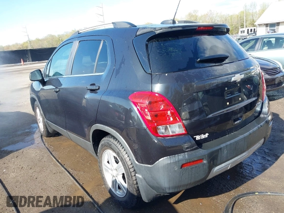 2015 Chevrolet Trax LT with VIN KL7CJLSB5FB060070, listed as a IAAI auction lot 41973231 with 44,802 mi miles. Bid and sale history available at carsss.com. Image 3.