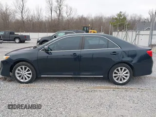 2014 Toyota Camry SE with VIN 4T1BK1FK7EU548333, listed as a IAAI auction lot 41598278 with 119,534 mi miles. Bid and sale history available at carsss.com. Image 14.