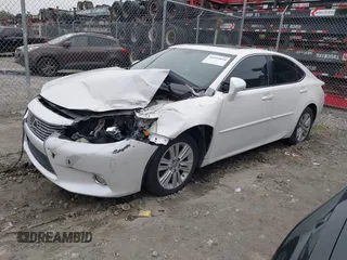 2014 Lexus ES 350 with VIN JTHBK1GG4E2104299, listed as a IAAI auction lot 41552834 with 135,384 mi miles. Bid and sale history available at carsss.com. Image 2.