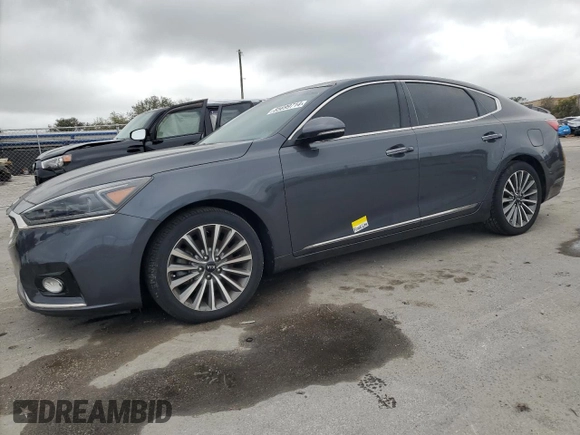 2017 Kia Cadenza Premium with VIN KNALC4J18H5089976, listed as a Copart auction lot 85699714 with 43,222 mi miles and Clean Title. Bid and sale history available at carsss.com. Image 1.