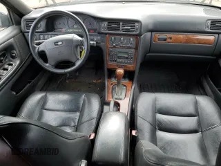 1998 Volvo V70 XC with VIN YV1LZ5642W2435930, listed as a Copart auction lot 52203545 with 254,226 mi miles and Salvage Title. Bid and sale history available at carsss.com. Image 8.